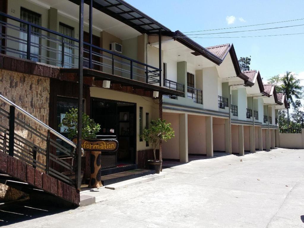 Quezon Premier Hotel Lucena Ngoại thất bức ảnh