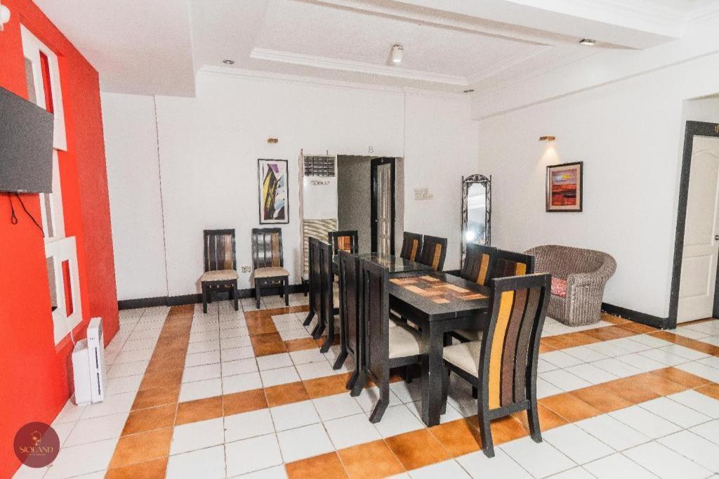 Quezon Premier Hotel Lucena Ngoại thất bức ảnh