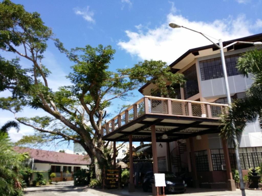Quezon Premier Hotel Lucena Ngoại thất bức ảnh